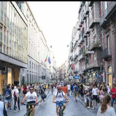 I Tre Re Via Toledo Napels Buitenkant foto